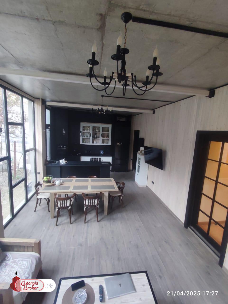 იყიდება ახალი გარემონტებული 6 ოთახიანი  აგარაკი მცხეთასთან, ციხედიდის ტერიტორიაზე